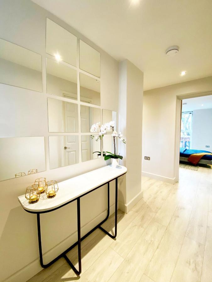 Perfect Central Location- 5 Minutes From Tower Bridge ! 8 Minutes Walk From Tube لندن المظهر الخارجي الصورة