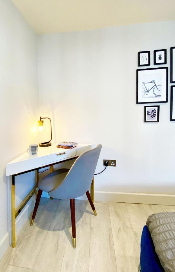 Perfect Central Location- 5 Minutes From Tower Bridge ! 8 Minutes Walk From Tube لندن المظهر الخارجي الصورة